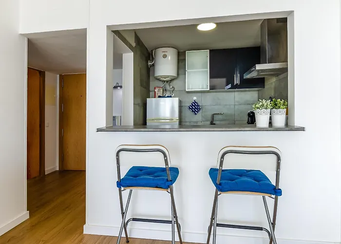 Casa Dos Cotas - Amazing Seaside Apartment With Balcony